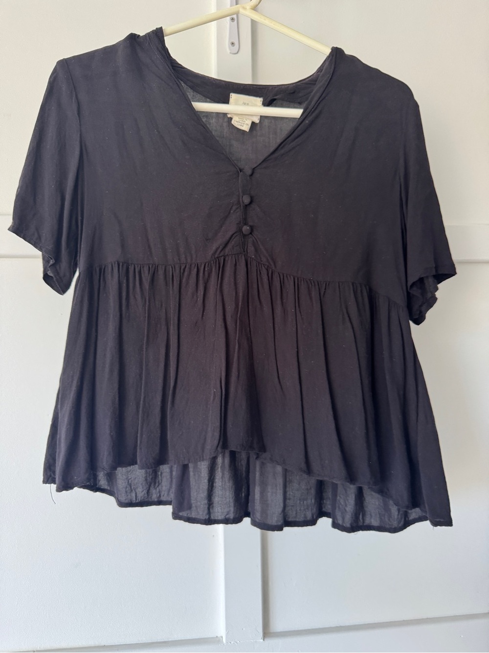 Alice + Olivia Black Short-Sleeve Peplum Blouse